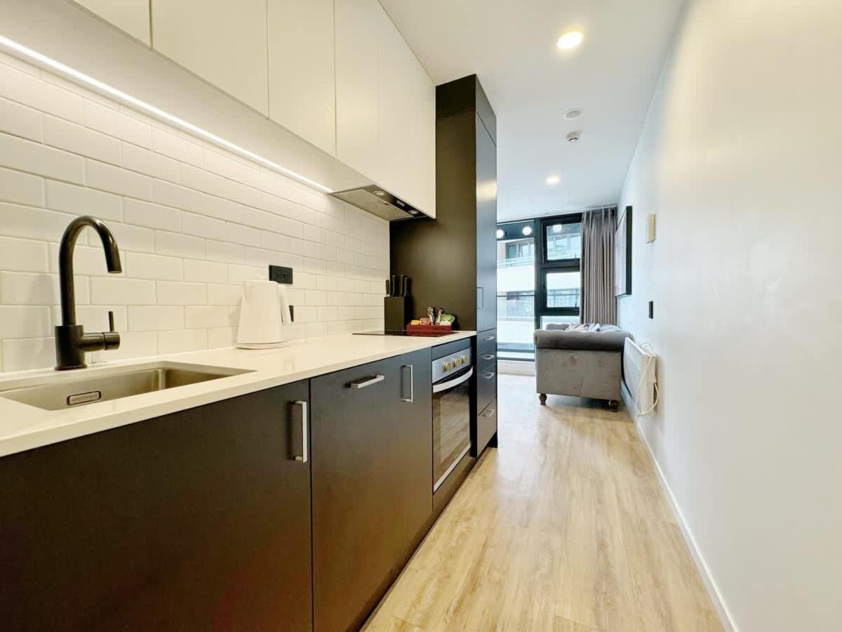 One-bed Urban Escape With Pool Gym & Sauna * Auckland